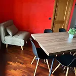 Sun Nest - Terrace & Garage Apartment *