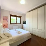 Sun Nest - Terrace & Garage Apartment Fiumicino