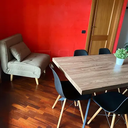 Sun Nest - Terrace & Garage Apartment *