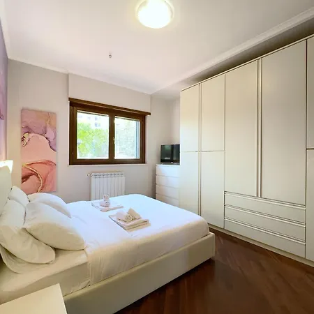 Sun Nest - Terrace & Garage Apartament Fiumicino
